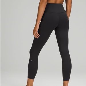 Lululemon Base Pace High-Rise Running Tight 25”